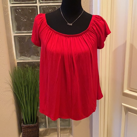 July 4th is coming!!❤️🤍💙. Socialite red off the shoulder flowy top. - Picture 3 of 10